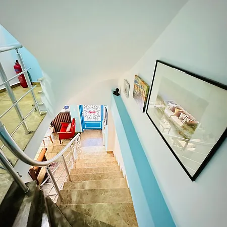 Отель La Maison Family